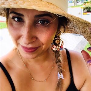 Meet your Posher, Paula